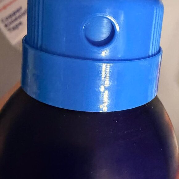 Pain Relief BUNDLE - 1 Icy Hot Spray & 2 Kinesiology Tape Rolls - BRAND NEW - Picture 6 of 14